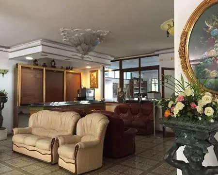 Cavour 3*