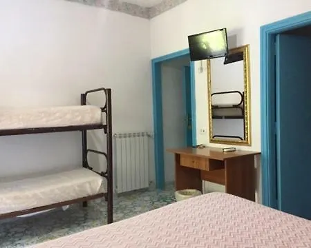 מלון Cavour סורנטו