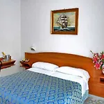 Cavour Ξενοδοχείο 3*