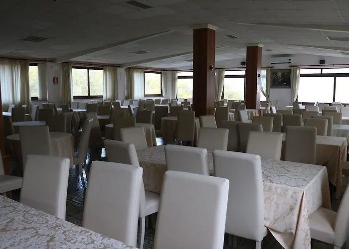 Cavour 3* Сорренто